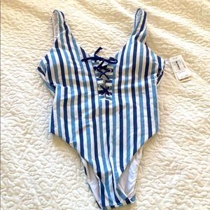 NWT STRIPED CHEEKY ONE PIECE